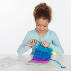 CREATIVITY FOR KIDS Learn To Knit Pocket Scarf