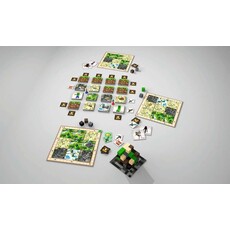 RAVENSBURGER Minecraft Builders & Biomes Game