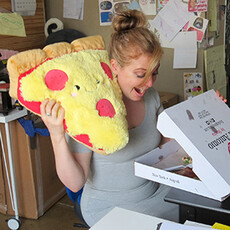 SQUISHABLE Pizza (15")