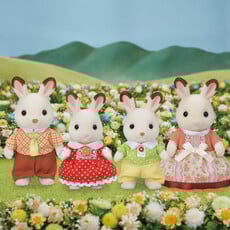 EPOCH EVERLASTING PLAY CC Chocolate Rabbit Family