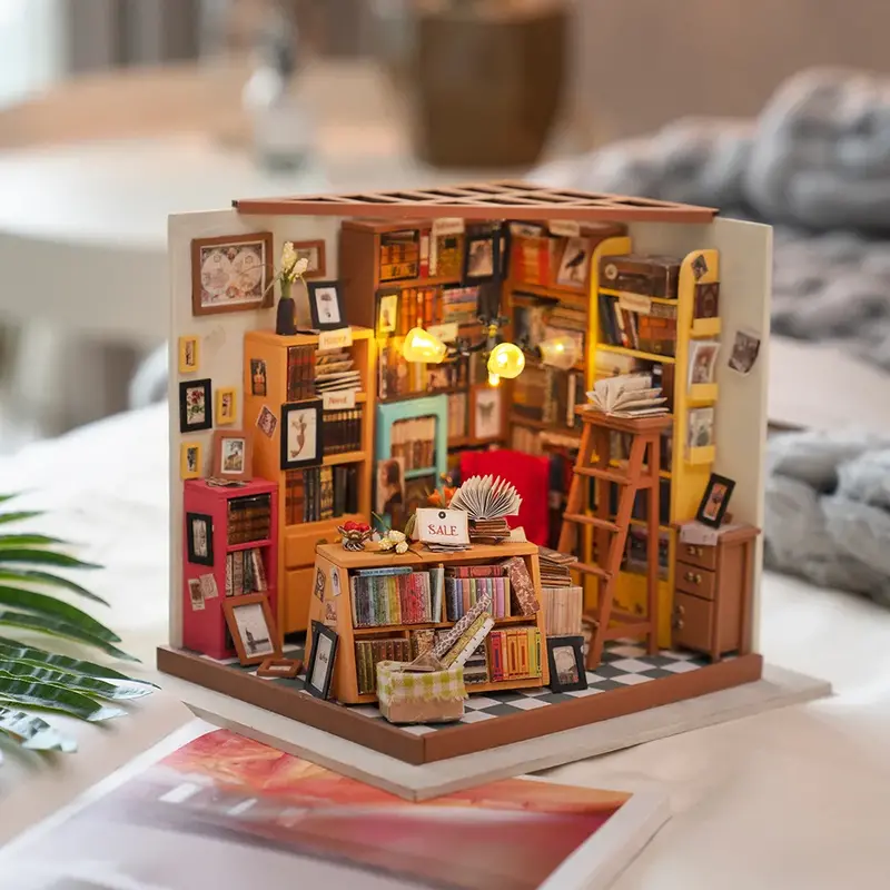 HANDS CRAFT DIY Miniature House Kit: Sam's Study