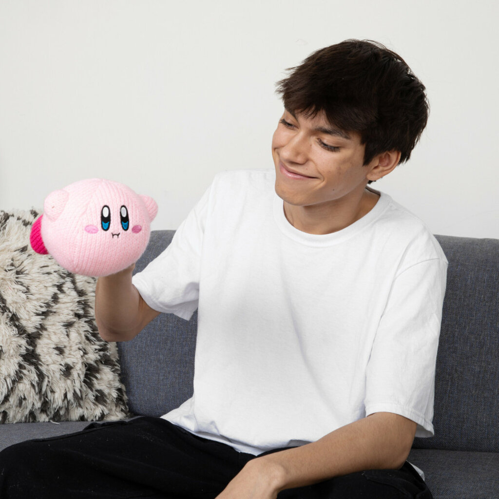 TOMY Nuiguru Knit Kirby Hovering 6"