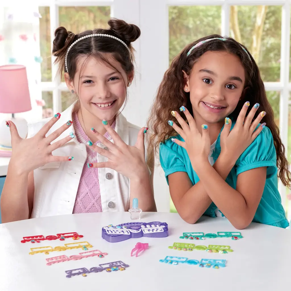 EPOCH EVERLASTING PLAY Aquabeads Nail Studio - Disney Princess