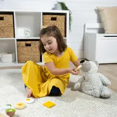 MELISSA & DOUG Breakfast Picnic Box Play Food Set