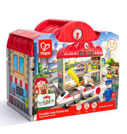 HAPE INTERNATIONAL Portable Train Station Set