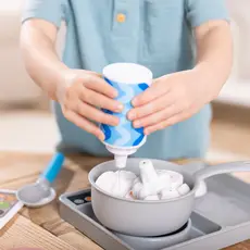 MELISSA & DOUG Simmer & Stir Stove Top Play Set