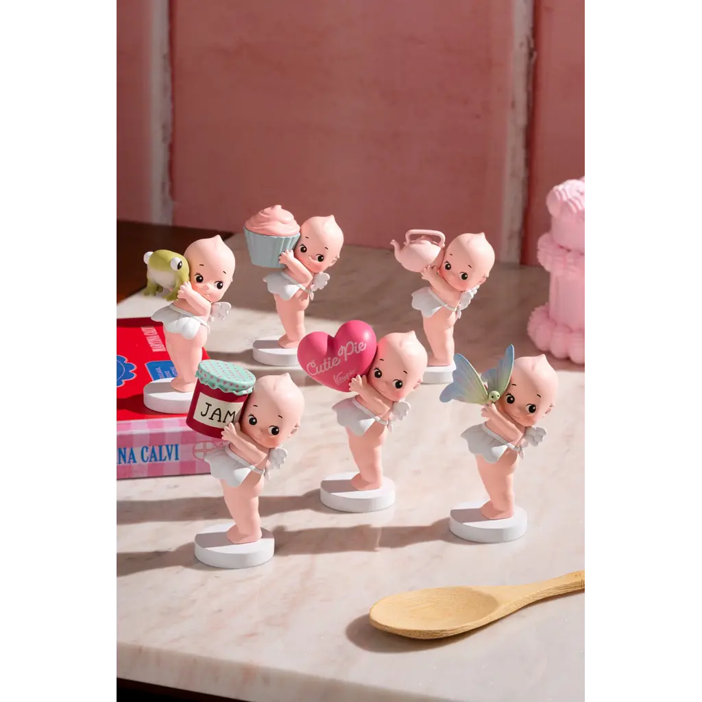 MASTER TOYS Kewpie Holding Things Blind Box