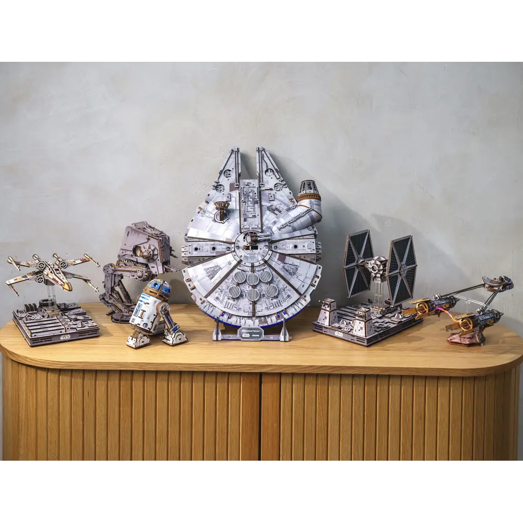 UKIDZ LLC DBA UGEARS US R2D2 Ugears