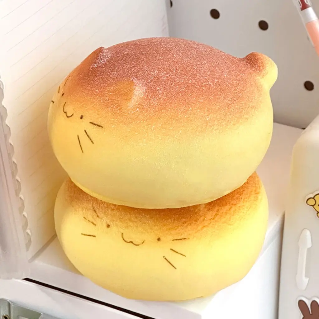 K-WONDERLAND Cat Bread Slow Rise Squishy