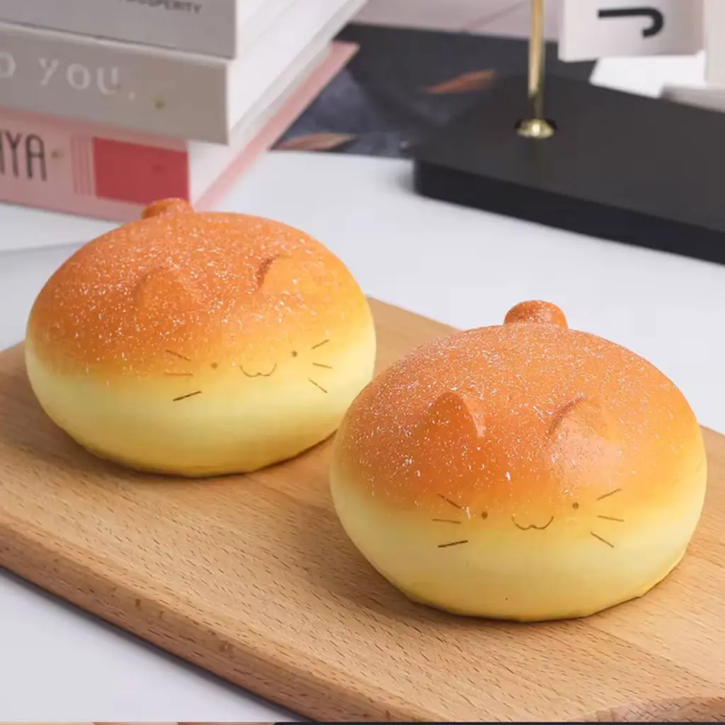 K-WONDERLAND Cat Bread Slow Rise Squishy