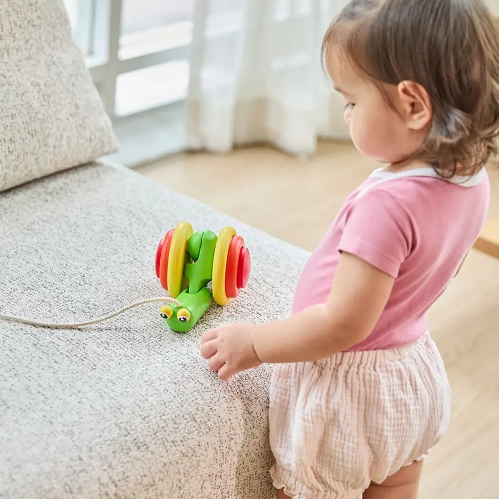 PLAN TOYS Pull Along Snail (Plan)