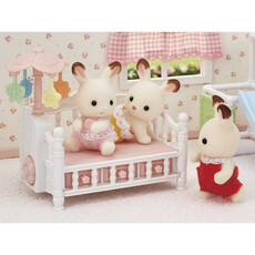 EPOCH EVERLASTING PLAY CC Crib with Mobile