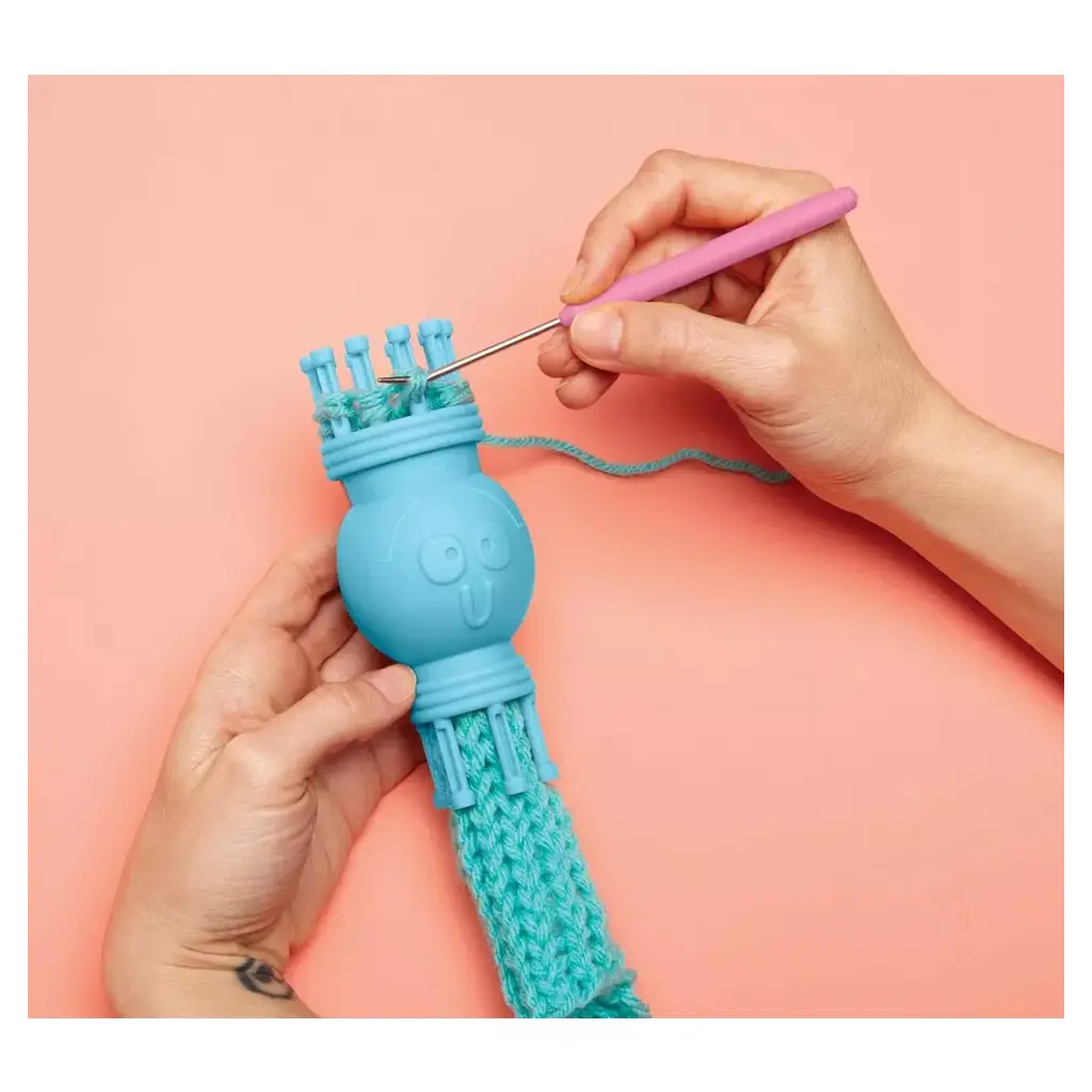 BRIGHT STRIPES Nimble Knitter Flipper-Balloon Animals