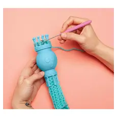 BRIGHT STRIPES Nimble Knitter Flipper-Balloon Animals