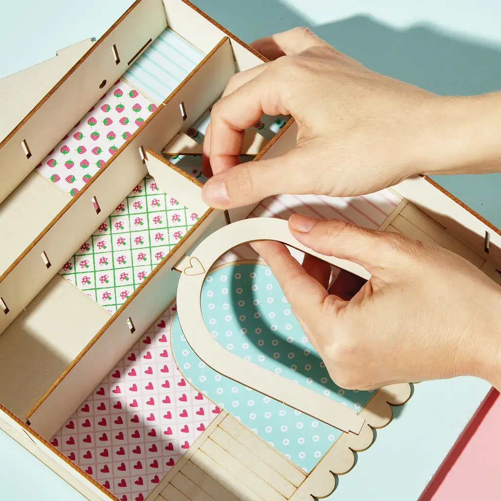 BRIGHT STRIPES DIY Curio Cottage