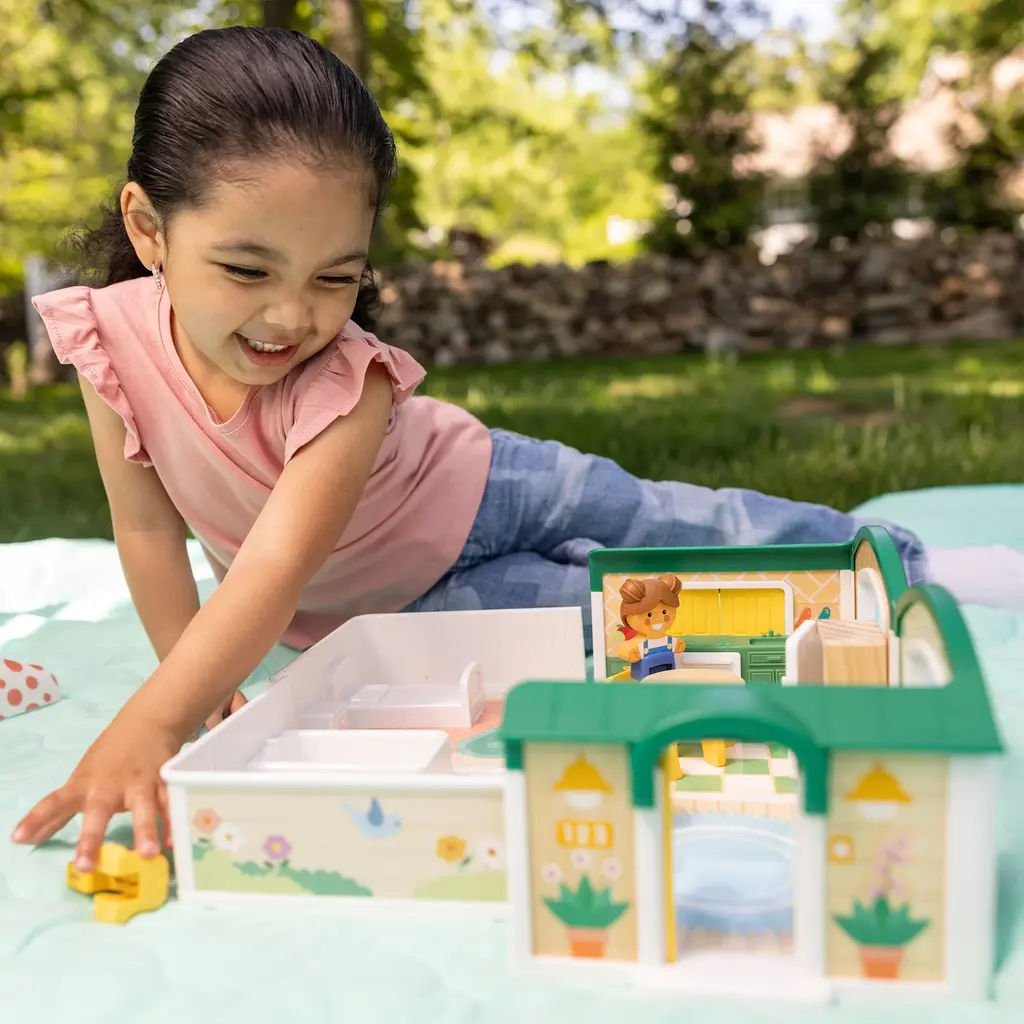 MELISSA & DOUG Cheery Lane House Play Set