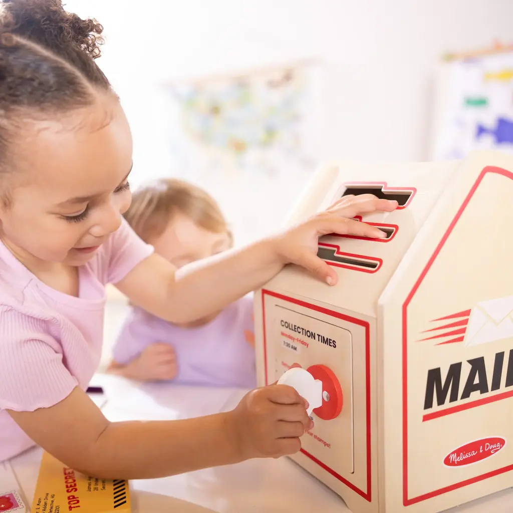 MELISSA & DOUG Stamp & Sort Mailbox Play Set