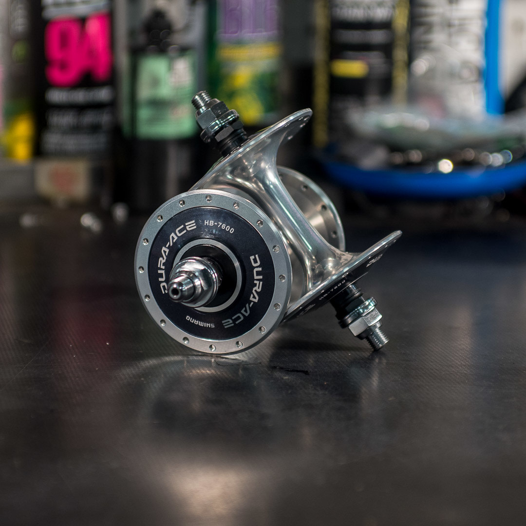 Shimano Dura Ace HB-7600 Front Track Hub 32h - The Bike Lane Shimano Dura Ace HB-7600 Front Track Hub 32h - The Bike Lane