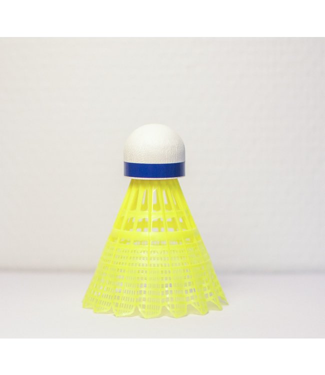 Yonex Mavis 2000 Nylon Shuttles 1/2 dozen - Blue Cap - Medium Speed