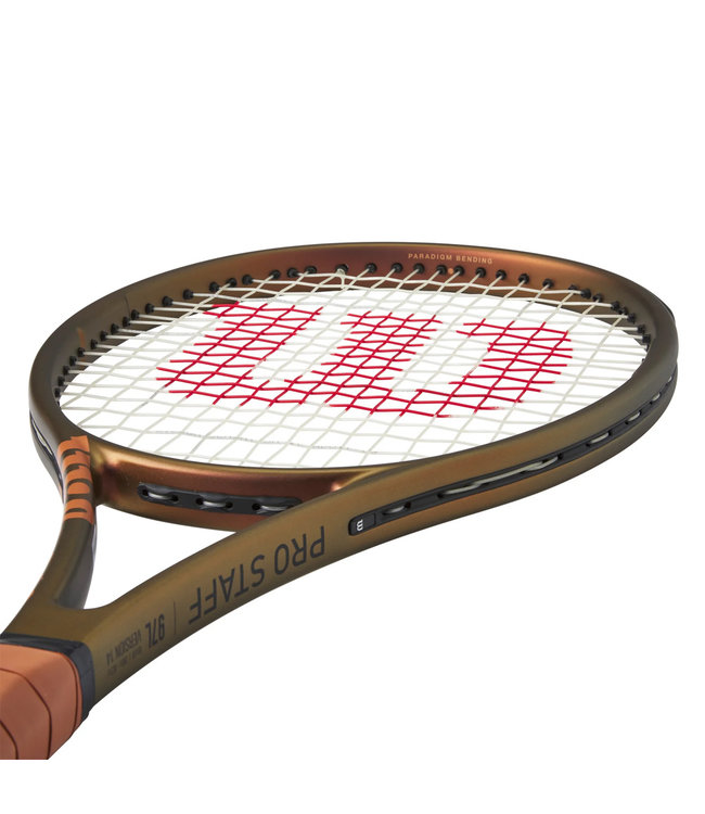 Wilson Pro Staff 97L V14 @ Lowest Price
