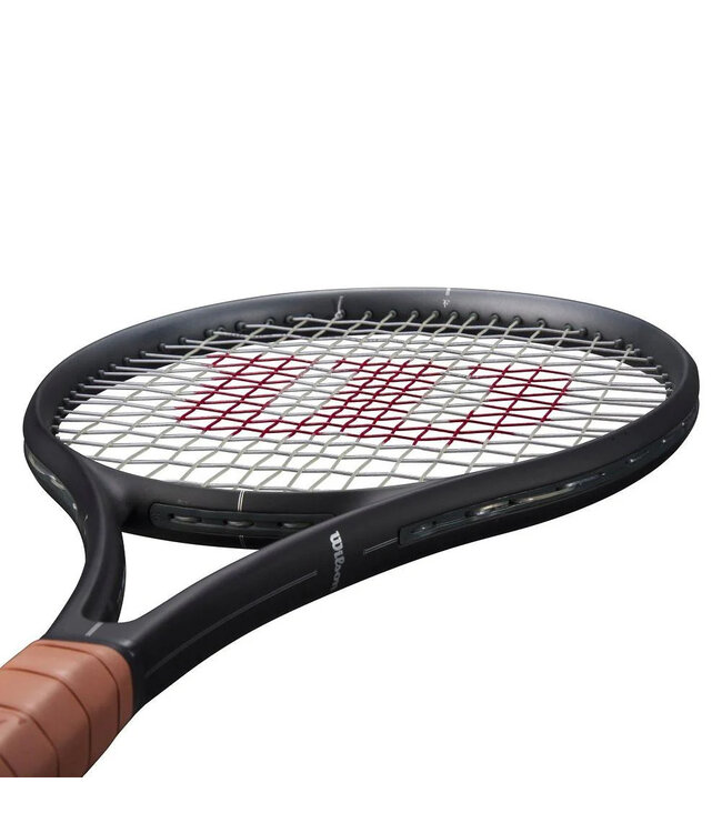 Wilson RF 01 Future @ Lowest Price
