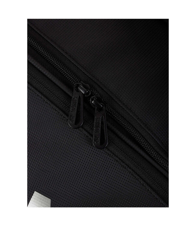 Yonex 92429 Pro Racquet Bag 9 Pack - Black