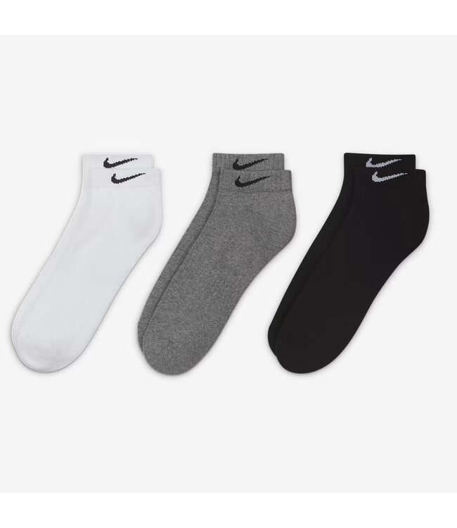 NIke Everyday Cushioned - Multicolor