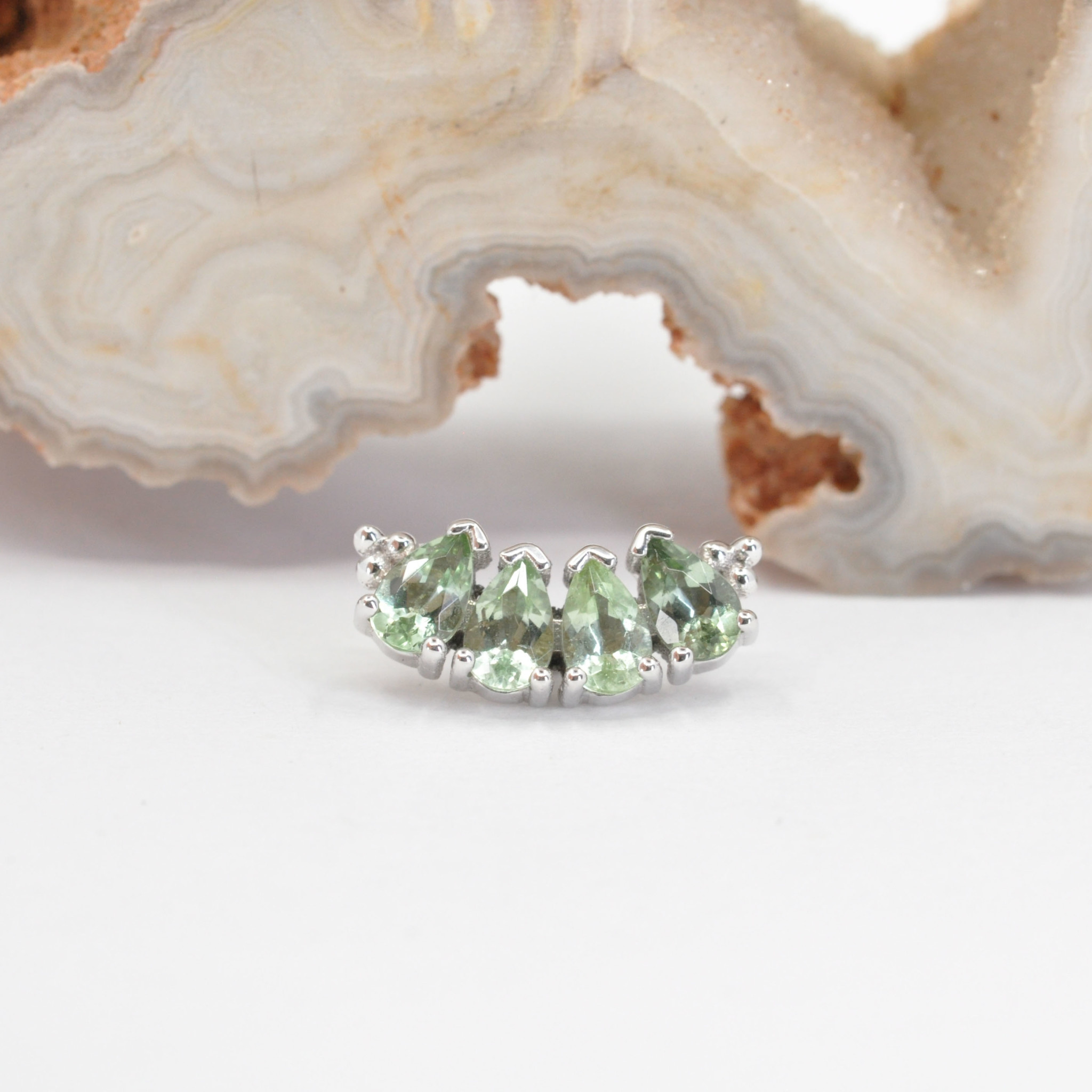 アクセサリー BVLA Beaded Trillion Seafoam Tourmaline Helana 3mm Trillion Sea Foam Tourmaline & 1.25mm Aquamarine