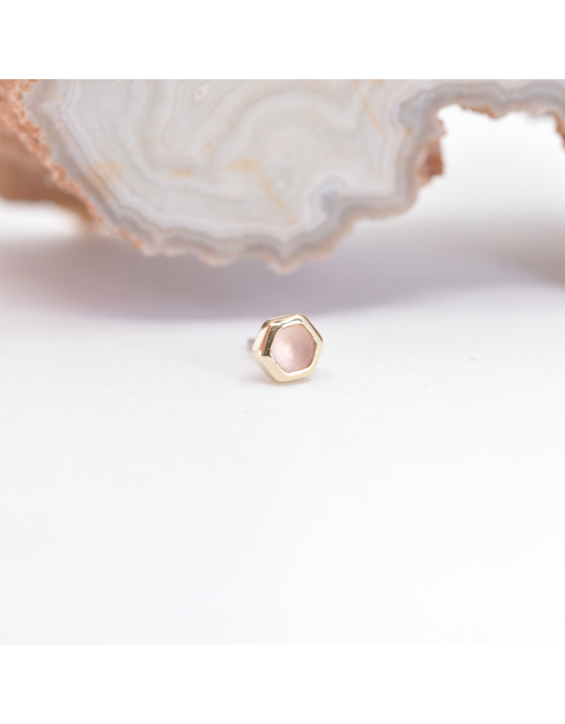 BVLA 3mm Honeycomb with 2mm Sandblasted Rose Quartz Cabochon in 14k Yellow Gold Threadless Ends