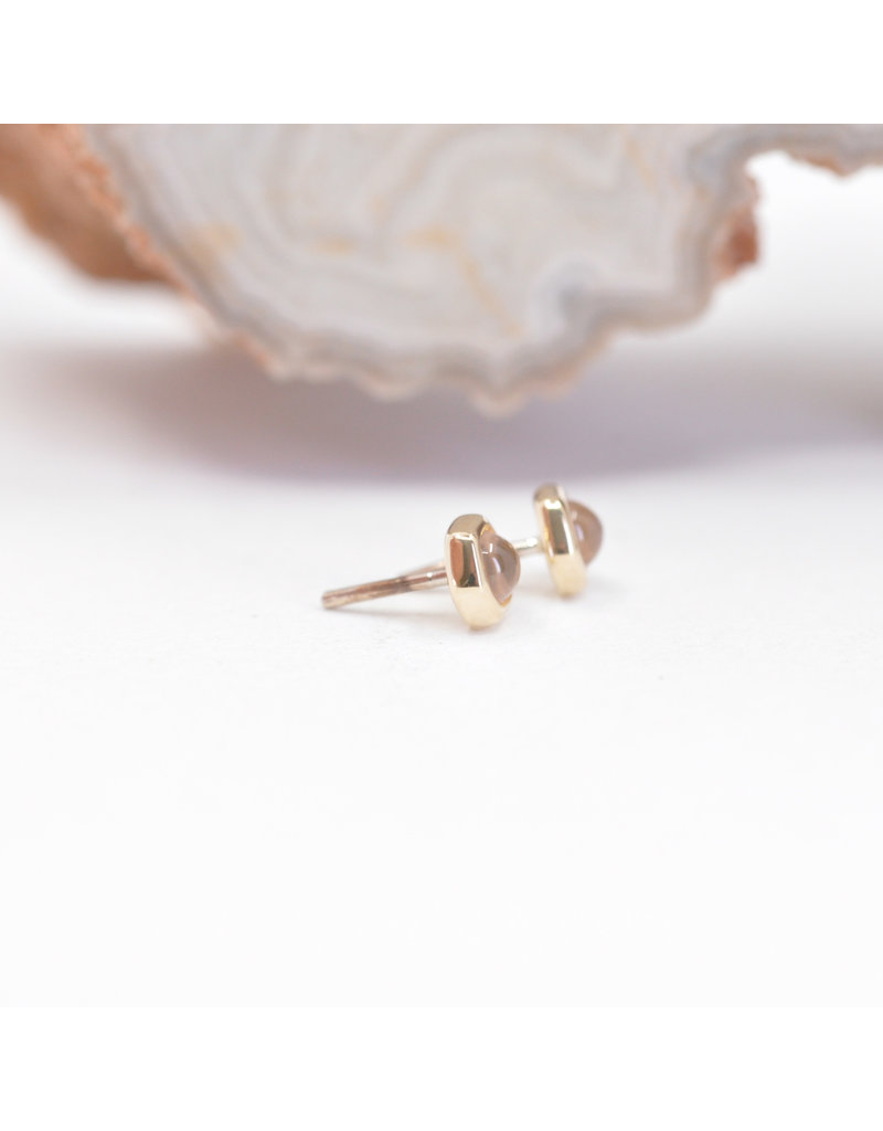 BVLA 3mm Honeycomb with 2mm Rose Quartz Cabochon in 14k Yellow Gold Threadless Ends