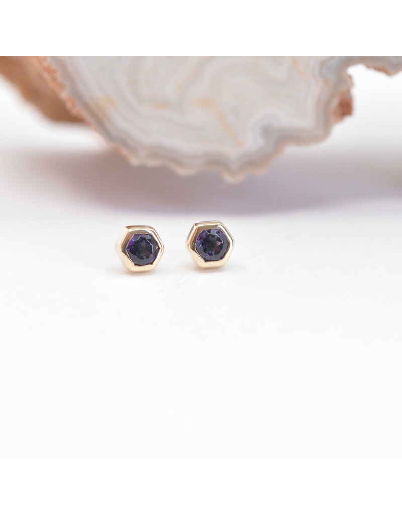 BVLA 3mm Honeycomb with 2mm Midnight Topaz in 14k Yellow Gold Threadless Ends