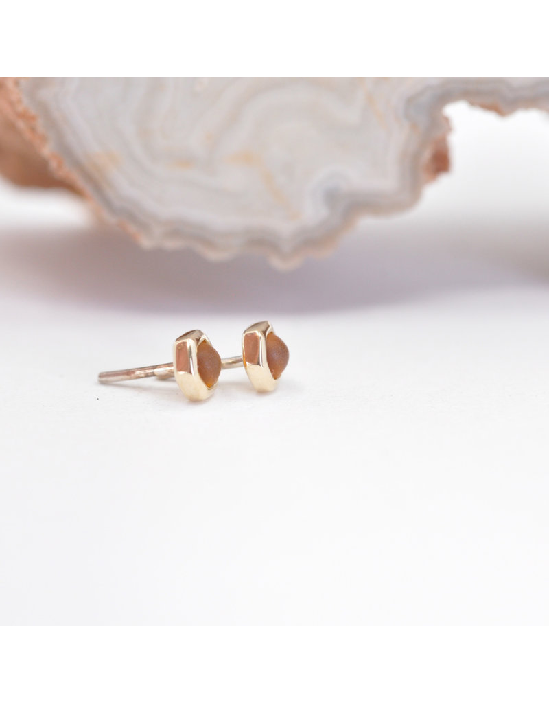 BVLA 3mm Honeycomb with 2mm Sandblasted Citrine Cabochon in 14k Yellow Gold Threadless Ends