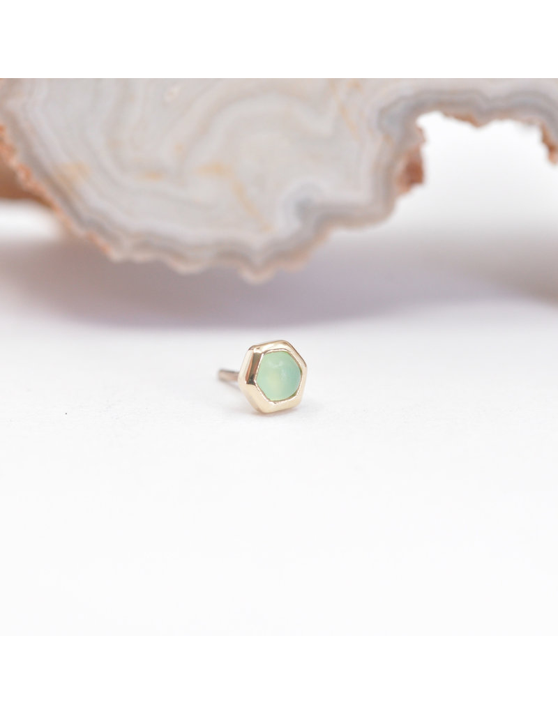 BVLA 3mm Honeycomb with 2mm Sandblasted Chrysoprase Cabochon in 14k Yellow Gold Threadless Ends