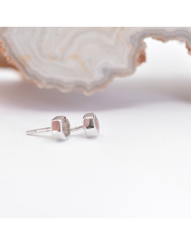 BVLA 3mm Honeycomb with 2mm Faceted Oregon Sunstone in 14k White Gold Threadless Ends