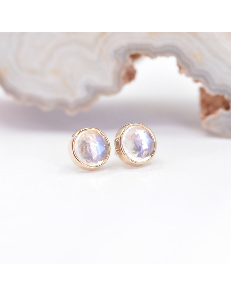BVLA 4mm Cup with Rose Cut Rainbow Moonstone in 14k Yellow Gold Threadless Ends