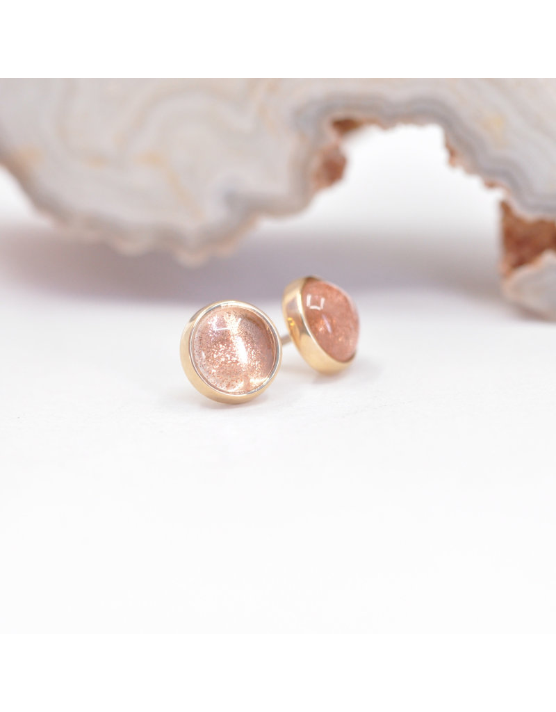 BVLA 4mm Cup with Oregon Sunstone Cabochon in 14k Yellow Gold Threadless Ends