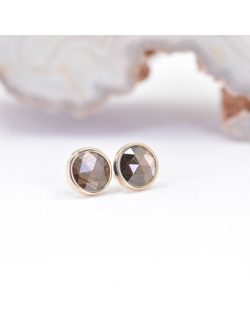 BVLA 4mm Cup with Faceted Zawadi Sapphire in 14k Yellow Gold Threadless Ends