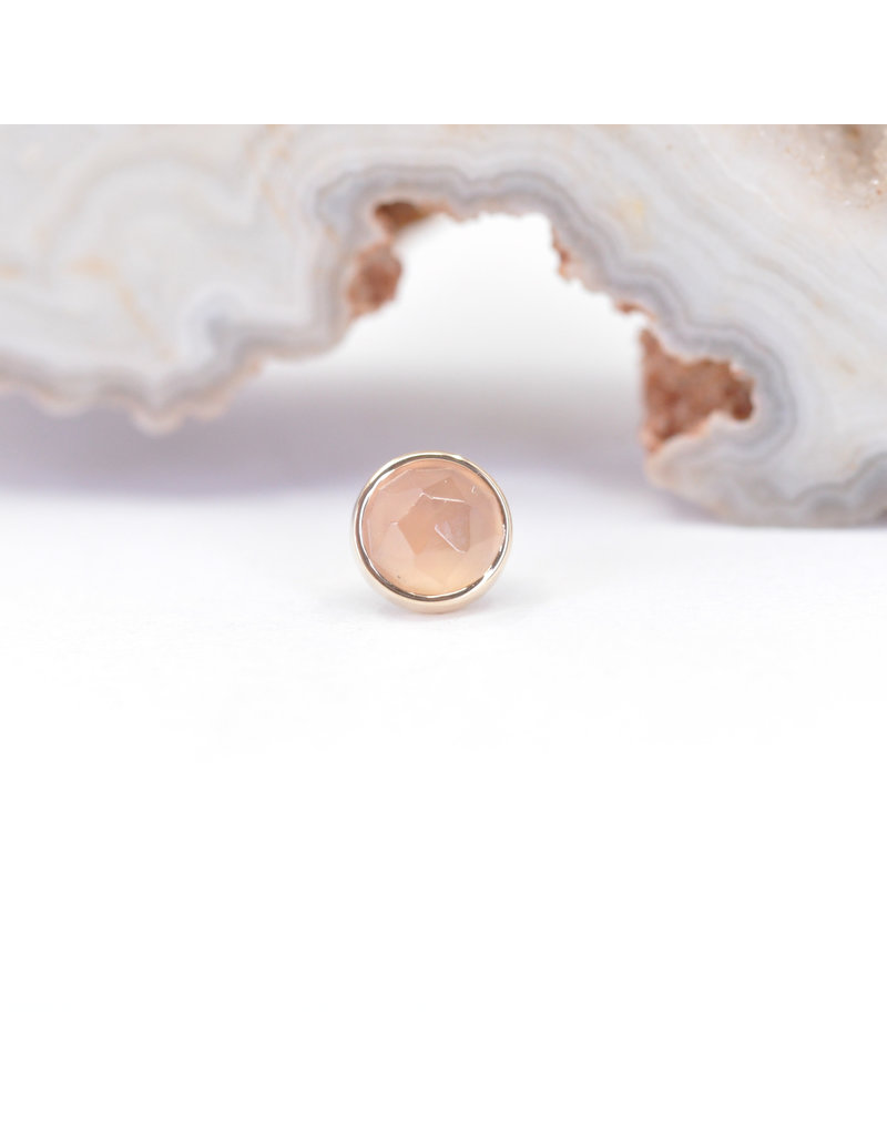 BVLA 4mm Cup with Rose Cut Peach Chalcedony in 14k Yellow Gold Threadless Ends