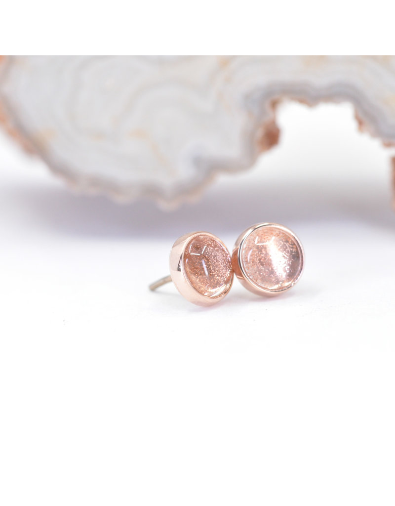 BVLA 4mm Cup with Oregon Sunstone Cabochon in 14k Rose Gold Threadless Ends