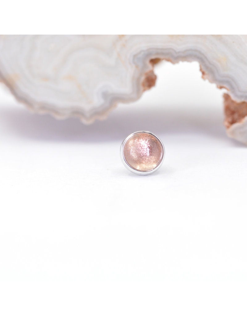 BVLA 4mm Cup with Oregon Sunstone Cabochon in 14k White Gold Threadless Ends