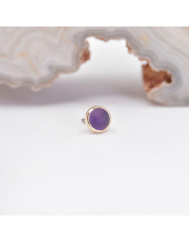 BVLA 3mm Cup with Sandblasted Amethyst Cabochon in 14k Yellow Gold Threadless Ends
