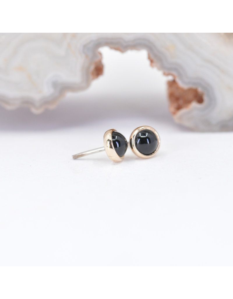 BVLA 3mm Cup with Onyx Cabochon in 14k Yellow Gold Threadless Ends