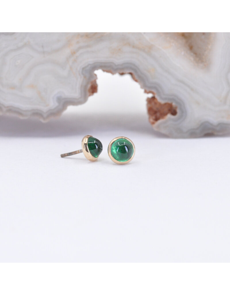 BVLA 3mm Cup with Grade AA Emerald Cabochon in 14k Yellow Gold Threadless Ends