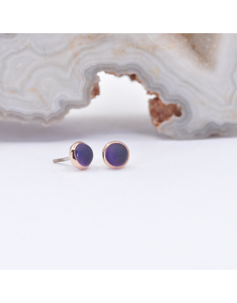 BVLA 3mm Cup with Sandblasted Amethyst Cabochon in 14k Rose Gold Threadless Ends