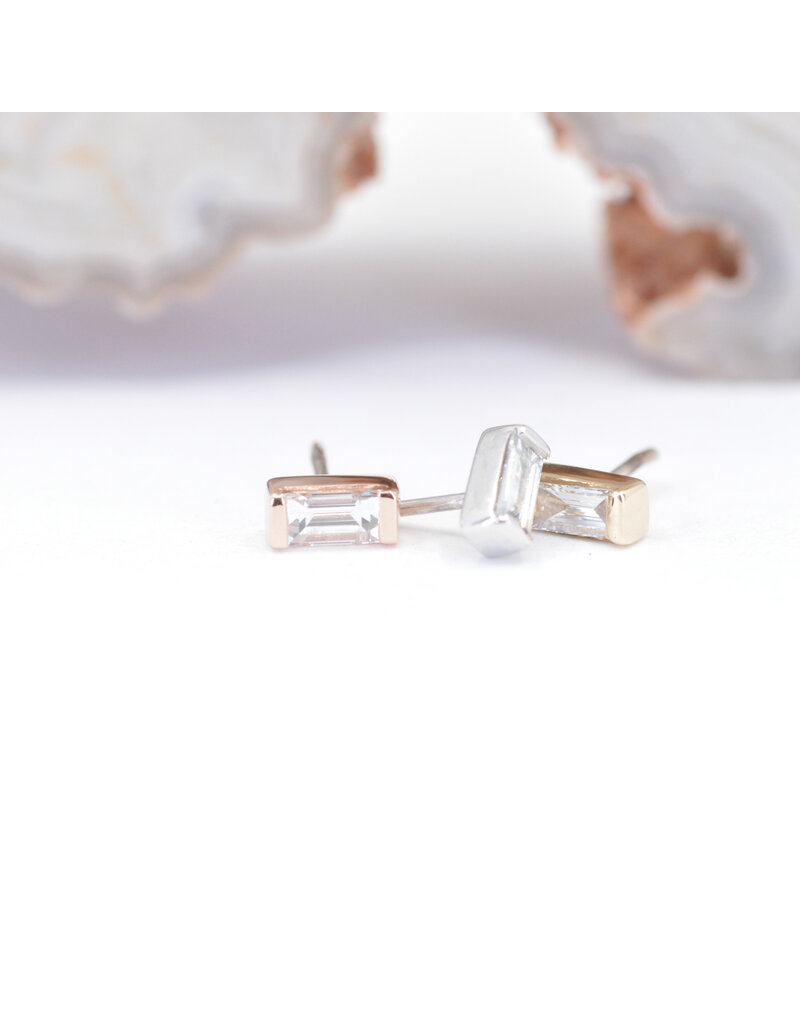BVLA Baguette Bar with 3x1.5mm Genuine Diamond Threadless Ends in 14k Gold by BVLA!