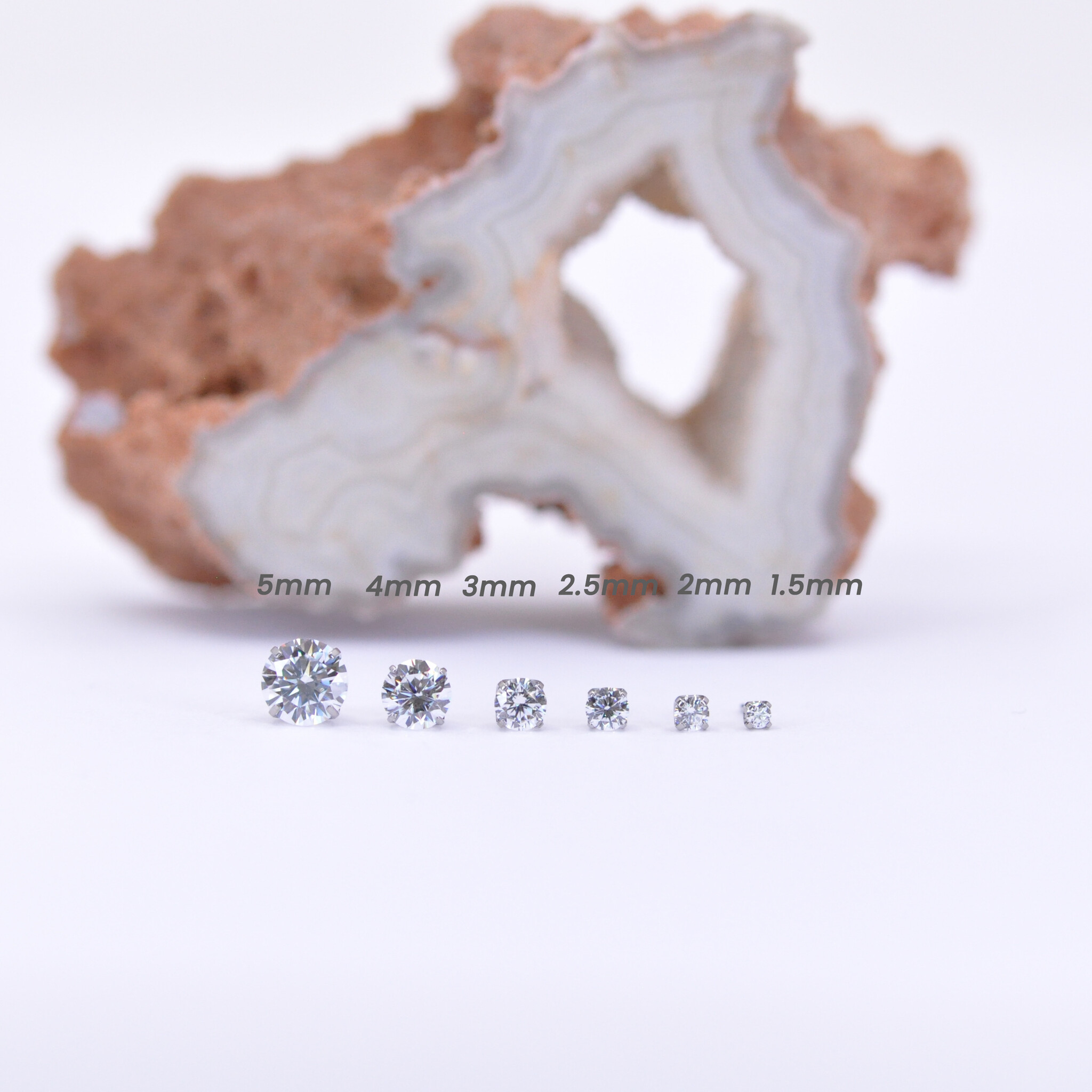 CZ Prong Titanium Threadless Ends by Neometal - Mint Piercing