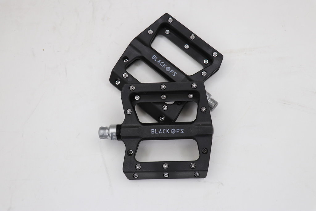 BLACK OPS BlacK-OPS NYLO-PRO II Platform Pedals