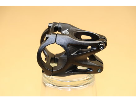 Origin8 ORIGIN8 THROWDOWN MTB STEM 35Lx31.8BCx28.6ST BLACK