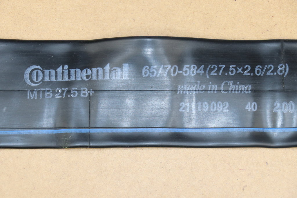 Continental Continental Inner Tube 27.5 x 2.6-2.8 Presta Valve 42mm