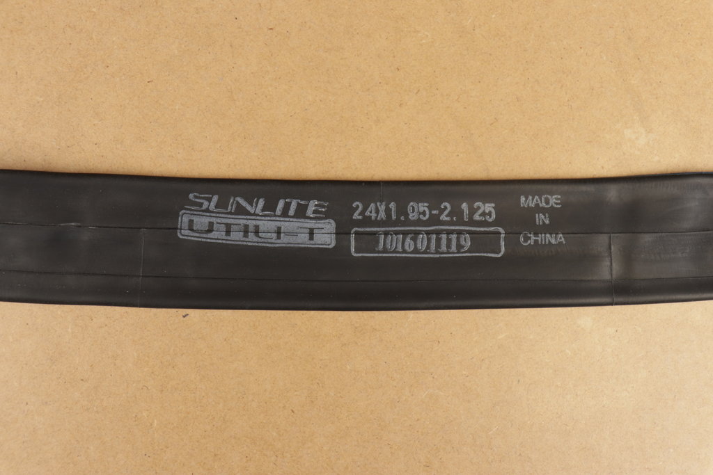 Sunlite SunLite 24" x 1.95-2.125" 32mm Schrader Valve BMX Bicycle Inner Tube